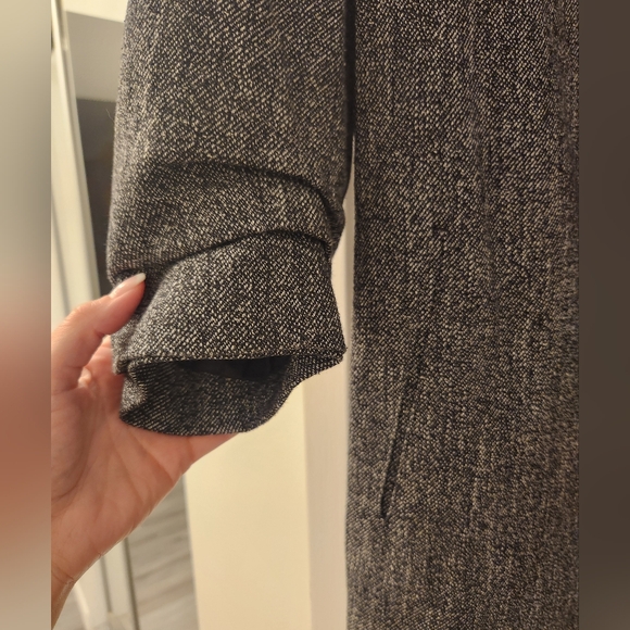 Aritzia Babaton New Power Blazer Charcoal 4 - Picture 3 of 7